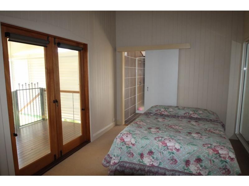 83 Guy Street, Warwick QLD 4370