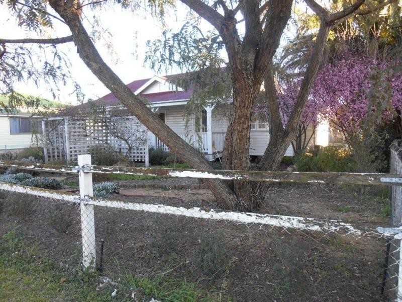 31 Wood Street, Warwick QLD 4370