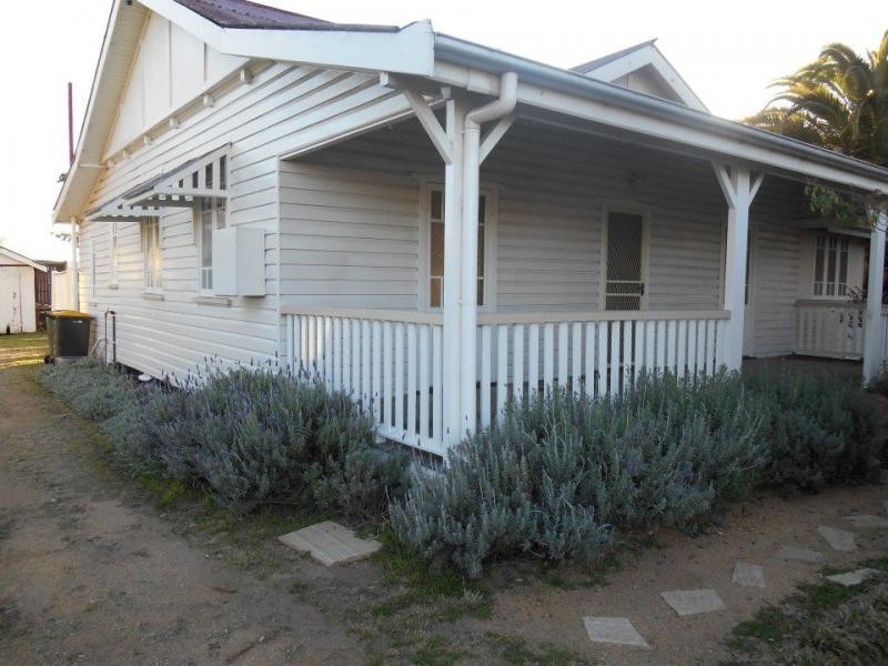 31 Wood Street, Warwick QLD 4370