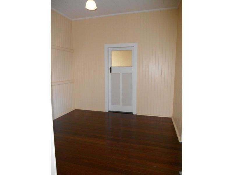 31 Wood Street, Warwick QLD 4370