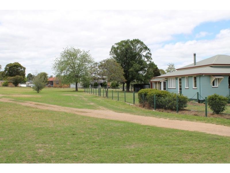 10 Briggs Street, Warwick QLD 4370