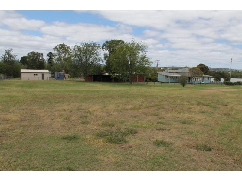 10 Briggs Street, Warwick QLD 4370