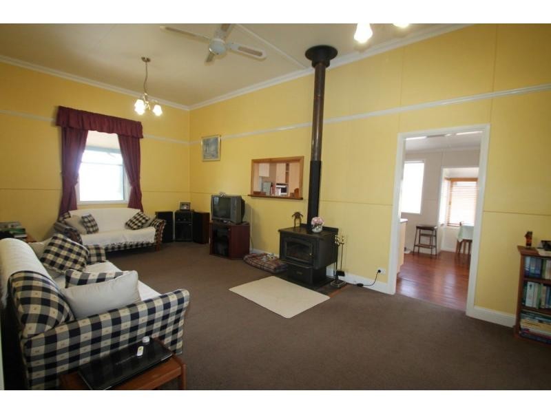 10 Briggs Street, Warwick QLD 4370