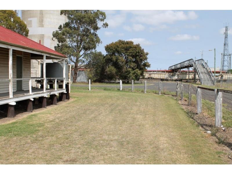 19 Hamilton Street, Warwick QLD 4370