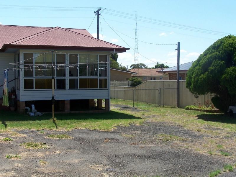 22 Wattle Avenue, Warwick QLD 4370