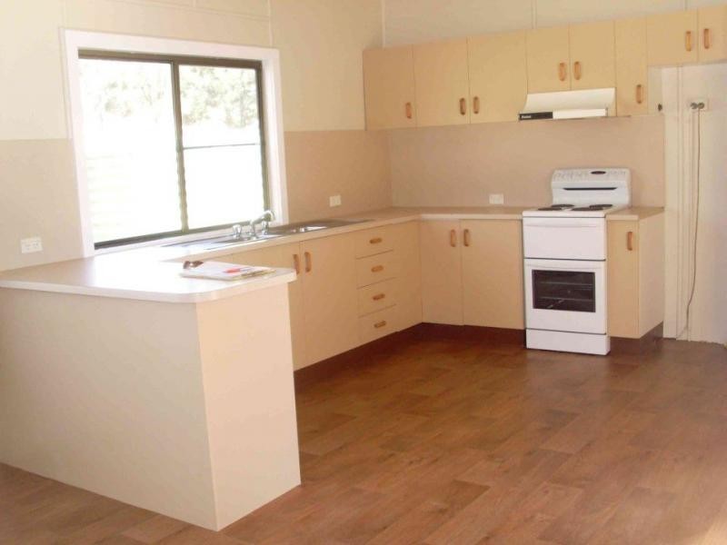 15211 Cunningham Highway, Wheatvale QLD 4370