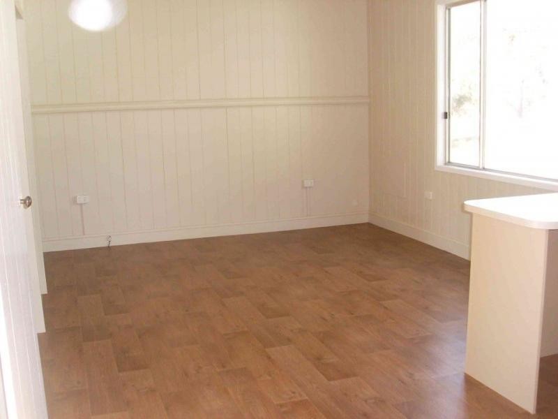 15211 Cunningham Highway, Wheatvale QLD 4370