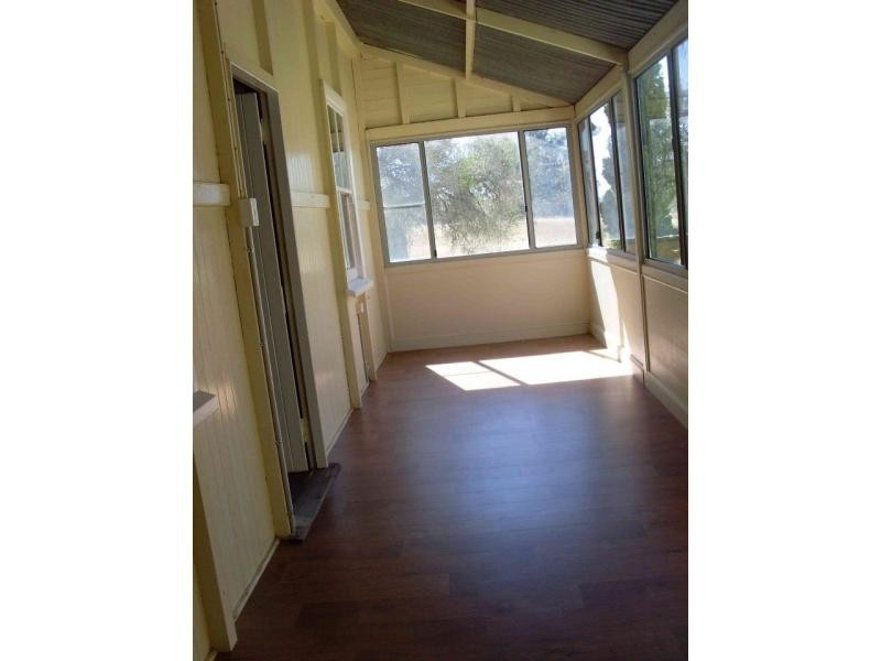 15211 Cunningham Highway, Wheatvale QLD 4370