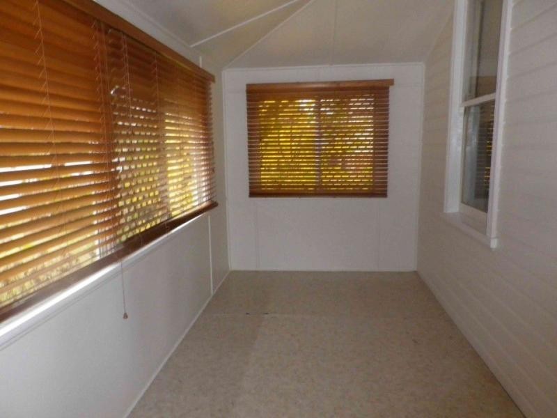 9 Wood Street, Warwick QLD 4370