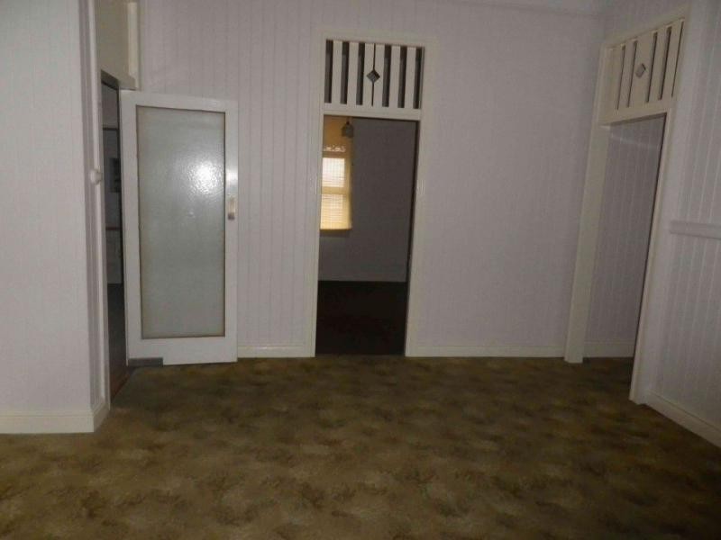 9 Wood Street, Warwick QLD 4370