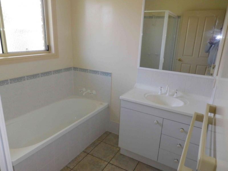 2/10 Dragon Street, Warwick QLD 4370