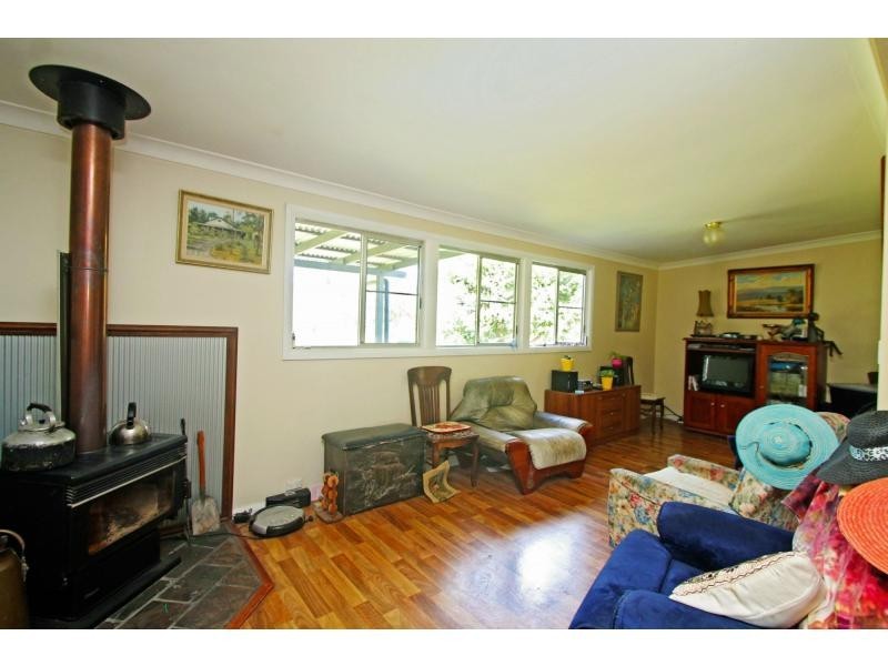 225 Ellwood Road, Applethorpe QLD 4378