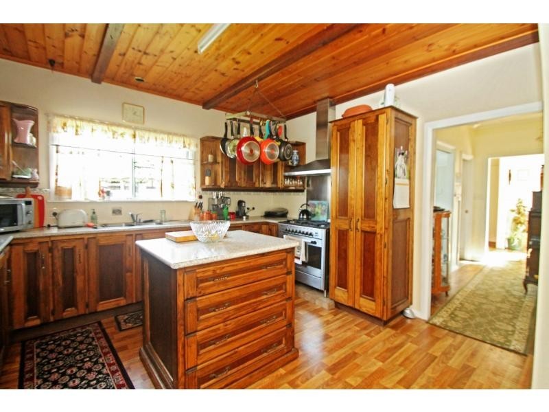 225 Ellwood Road, Applethorpe QLD 4378