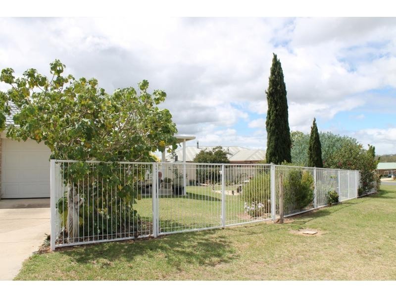 25 Flynn Drive, Warwick QLD 4370