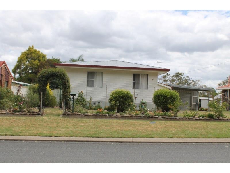 9 Rangers Road, Warwick QLD 4370