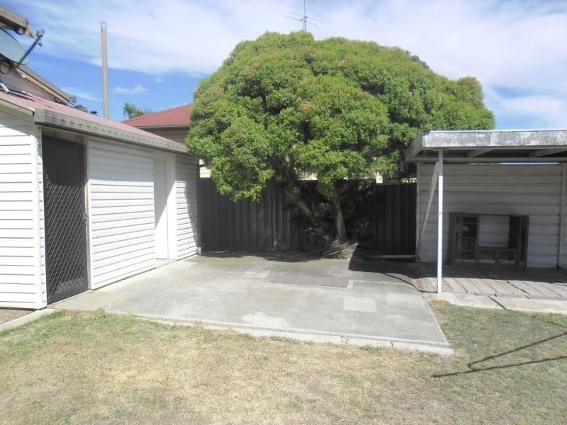 5 Clowes Crescent, Warwick QLD 4370