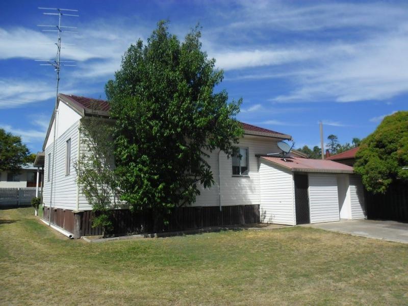 5 Clowes Crescent, Warwick QLD 4370