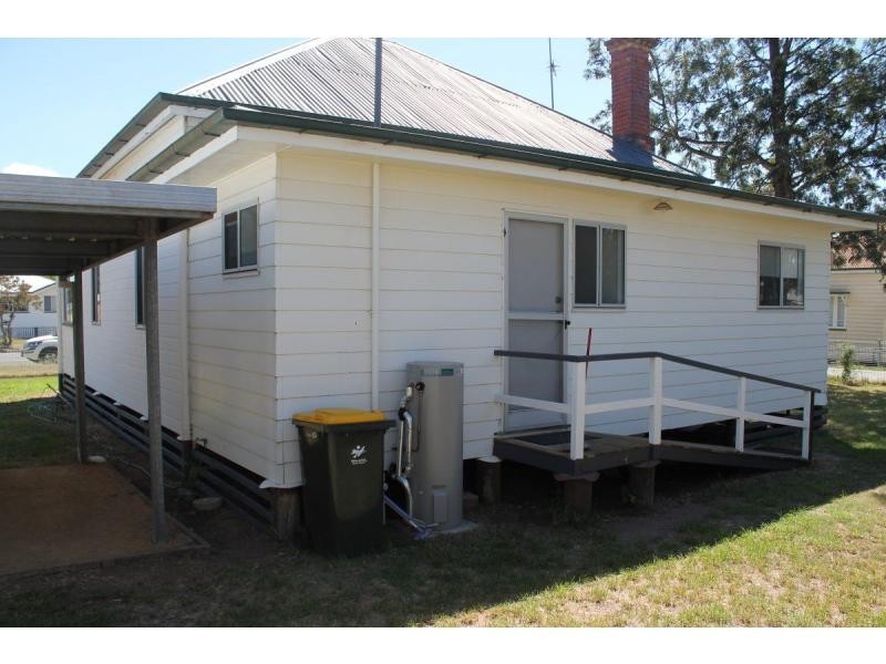 78 Pratten Street, Warwick QLD 4370