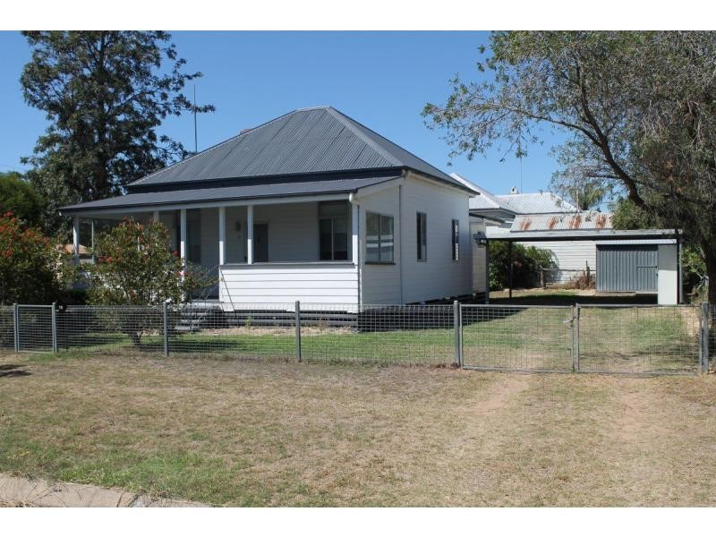 78 Pratten Street, Warwick QLD 4370
