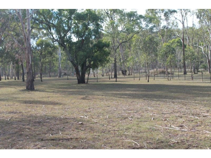 L1 Ahern Lane, Pratten QLD 4370
