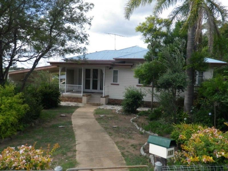 183 Wood Street, Warwick QLD 4370