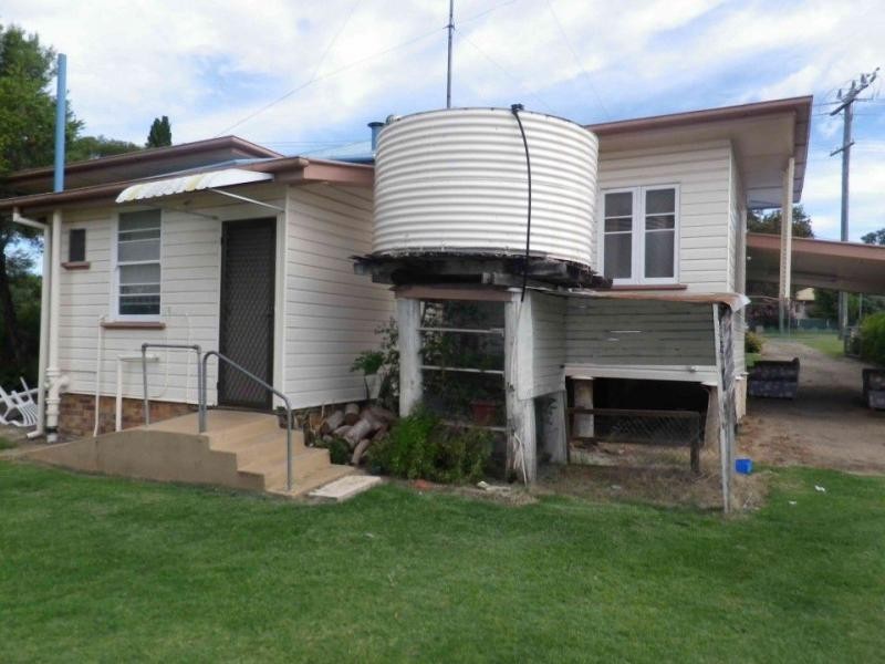 183 Wood Street, Warwick QLD 4370