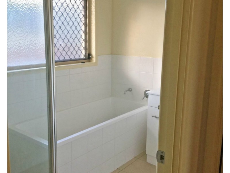 4 Glenara Court, Warwick QLD 4370