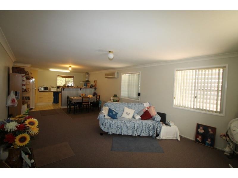 14 Furness Crescent, Warwick QLD 4370
