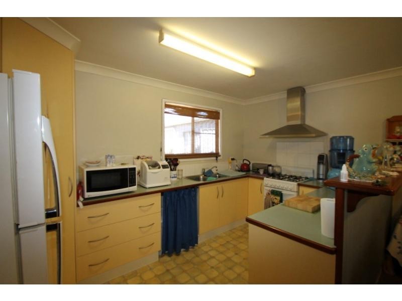 14 Furness Crescent, Warwick QLD 4370