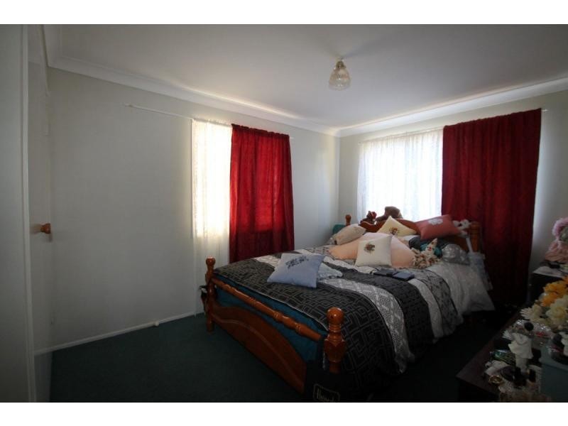 14 Furness Crescent, Warwick QLD 4370