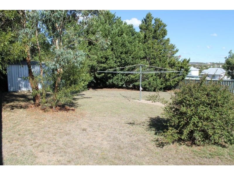 14 Furness Crescent, Warwick QLD 4370