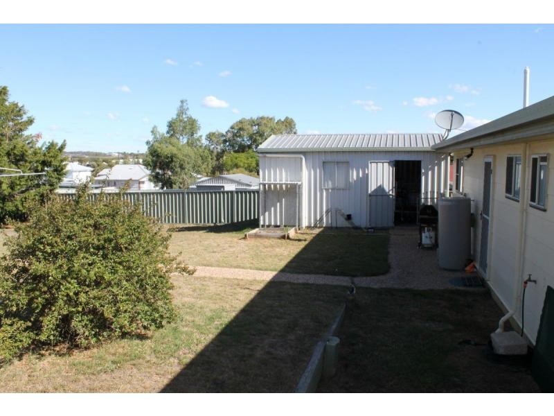 14 Furness Crescent, Warwick QLD 4370
