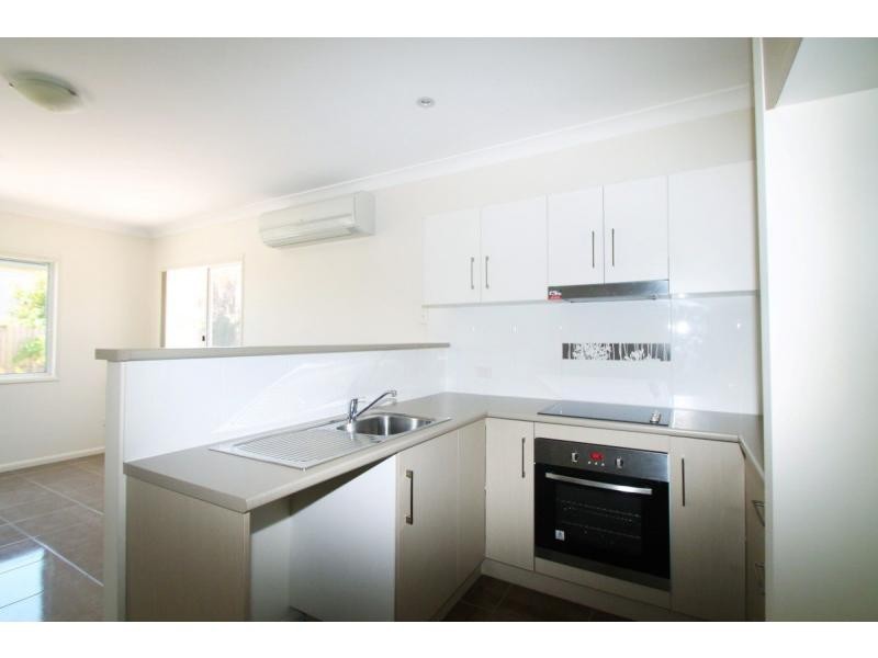 Unit 1/48 Dragon Street, Warwick QLD 4370