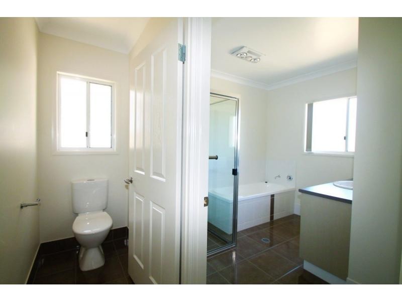 Unit 1/48 Dragon Street, Warwick QLD 4370