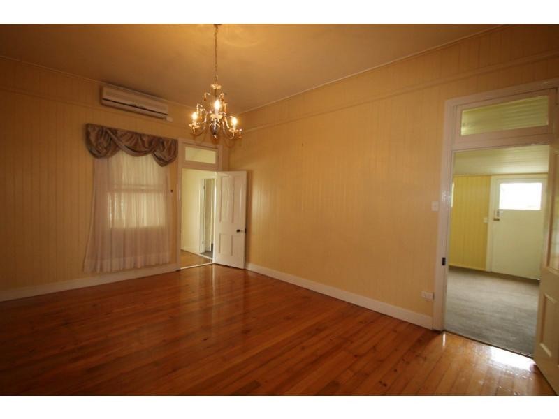 71 Dragon Street, Warwick QLD 4370