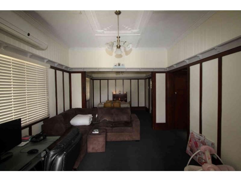 40 Furness Crescent, Warwick QLD 4370