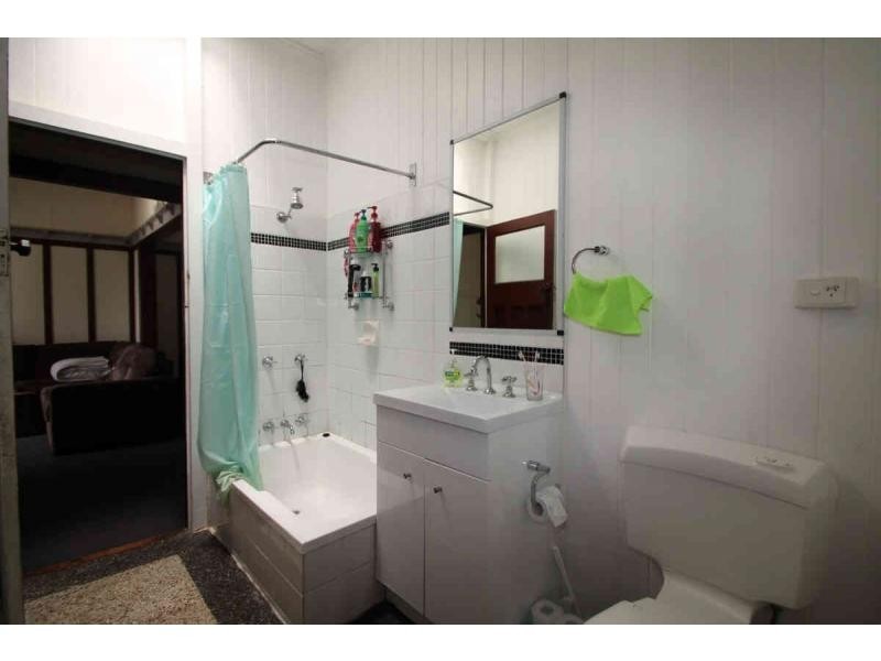 40 Furness Crescent, Warwick QLD 4370