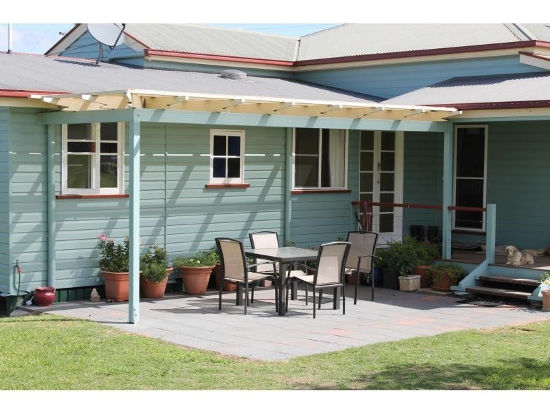 10 Briggs Street, Warwick QLD 4370