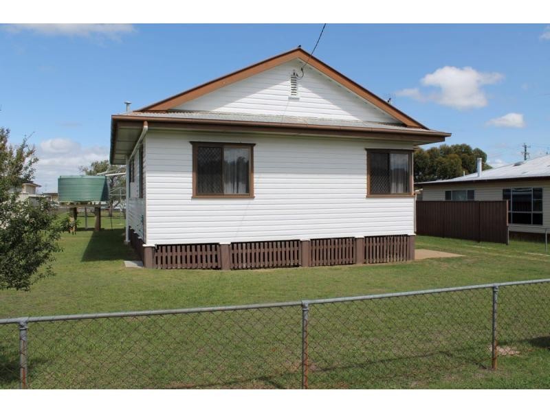 40 Yarrawonga Street, Warwick QLD 4370