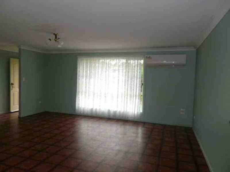 9 Howard Street, Warwick QLD 4370