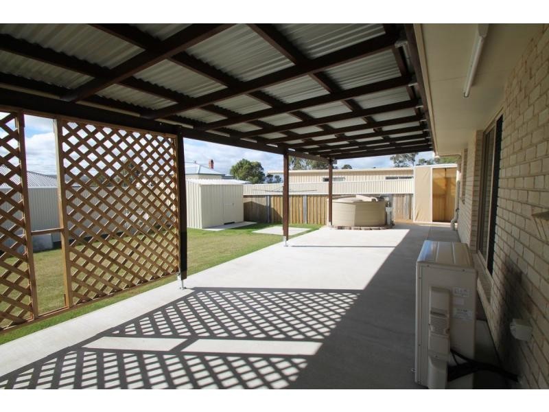 35 Moncrieffe Street, Warwick QLD 4370