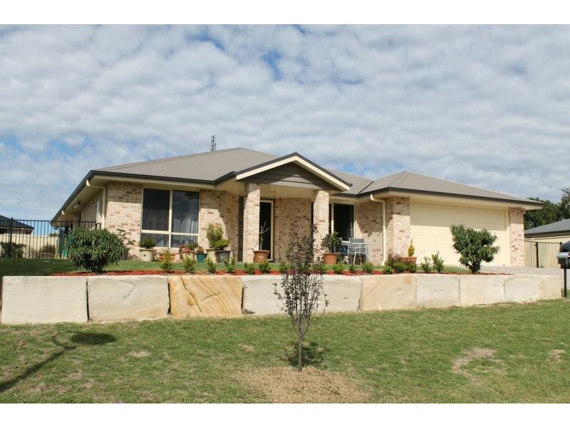 8 Lomandra Court, Warwick QLD 4370