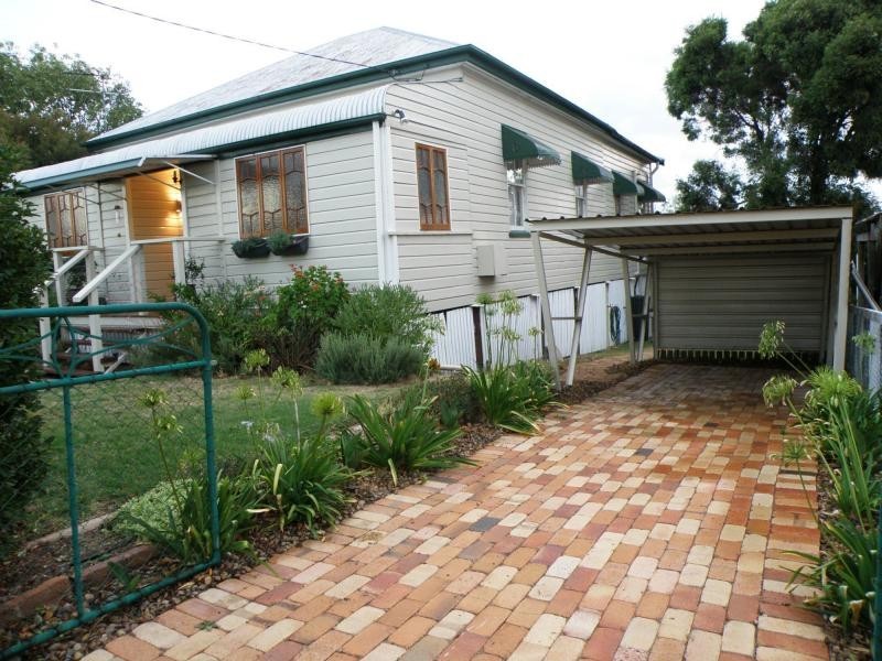 15 Percy Street, Warwick QLD 4370