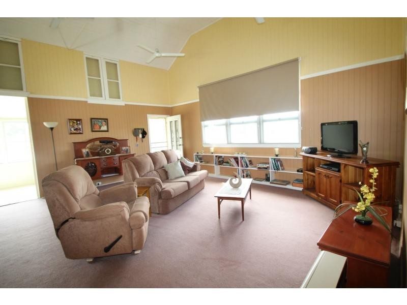 106 Swan Creek School Road, Swan Creek, Warwick QLD 4370