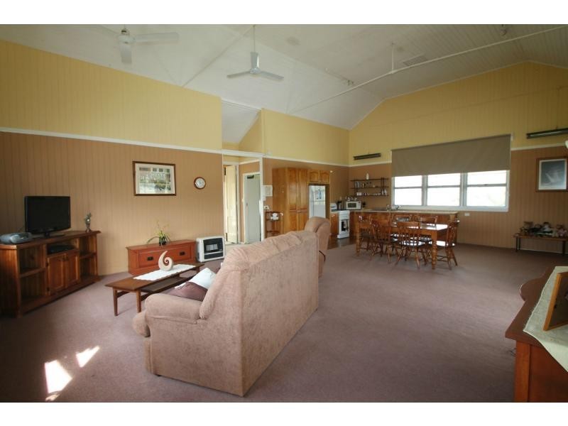 106 Swan Creek School Road, Swan Creek, Warwick QLD 4370