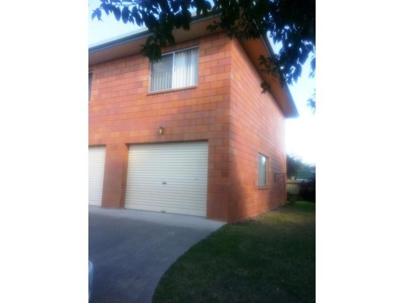 4/13 Barth Street, Warwick QLD 4370