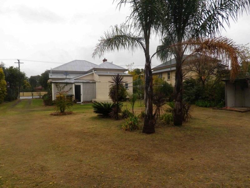 9 Wood Street, Warwick QLD 4370