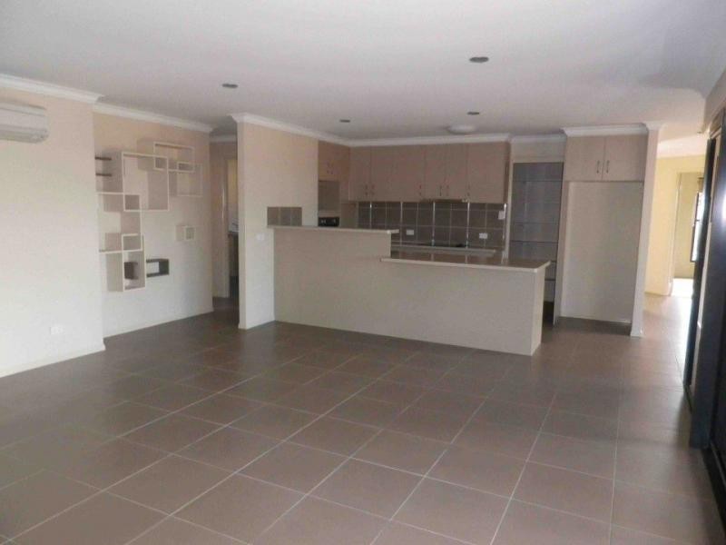6 Ridgeview Road, Warwick QLD 4370
