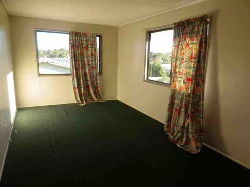16 Furness Crescent, Warwick QLD 4370