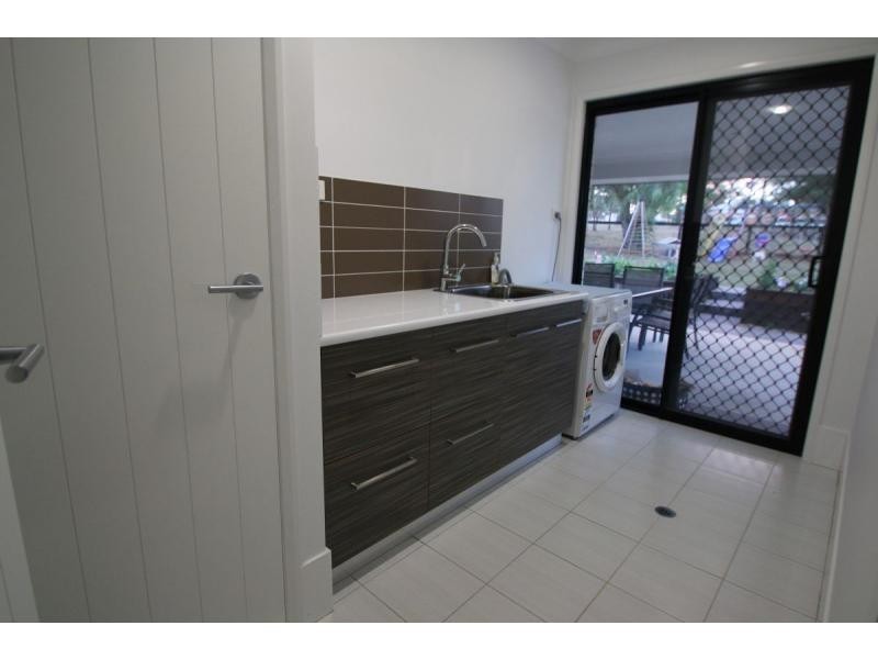 14 Walker Street East, Warwick QLD 4370